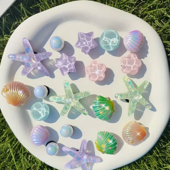 EVA Bag Charms – Passport Philosophy Collection Acrylic Purple Shells 20pc - Picture 7 of 7